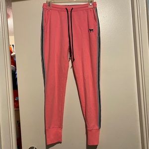 PINK VICTORIA SECRET JOGGERS